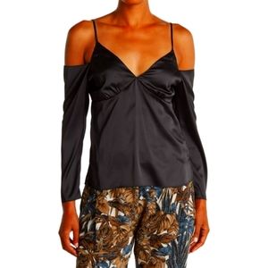 🥀 ColdShoulder top